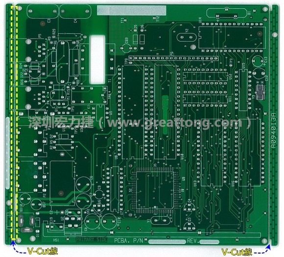 所謂【V-cut】是印刷電路板(PCB)廠商依據(jù)客戶的圖紙要求，事先在PCB的特定位置用轉(zhuǎn)盤刀具切割好的一條條分割線，其目的是為了方便后續(xù)SMT電路板組裝完成后的「分板(De-panel)」之用，因為其切割后的外型看起來就像個英文的【V】字型，因此得名。